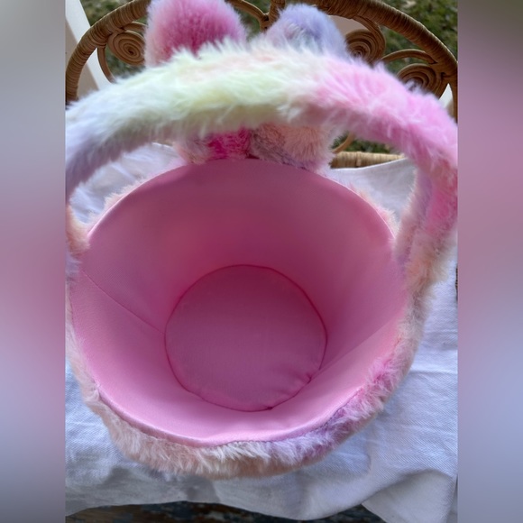 🐥Tie Dye PEEPS Easter Treat Basket New With Tag - Picture 4 of 10